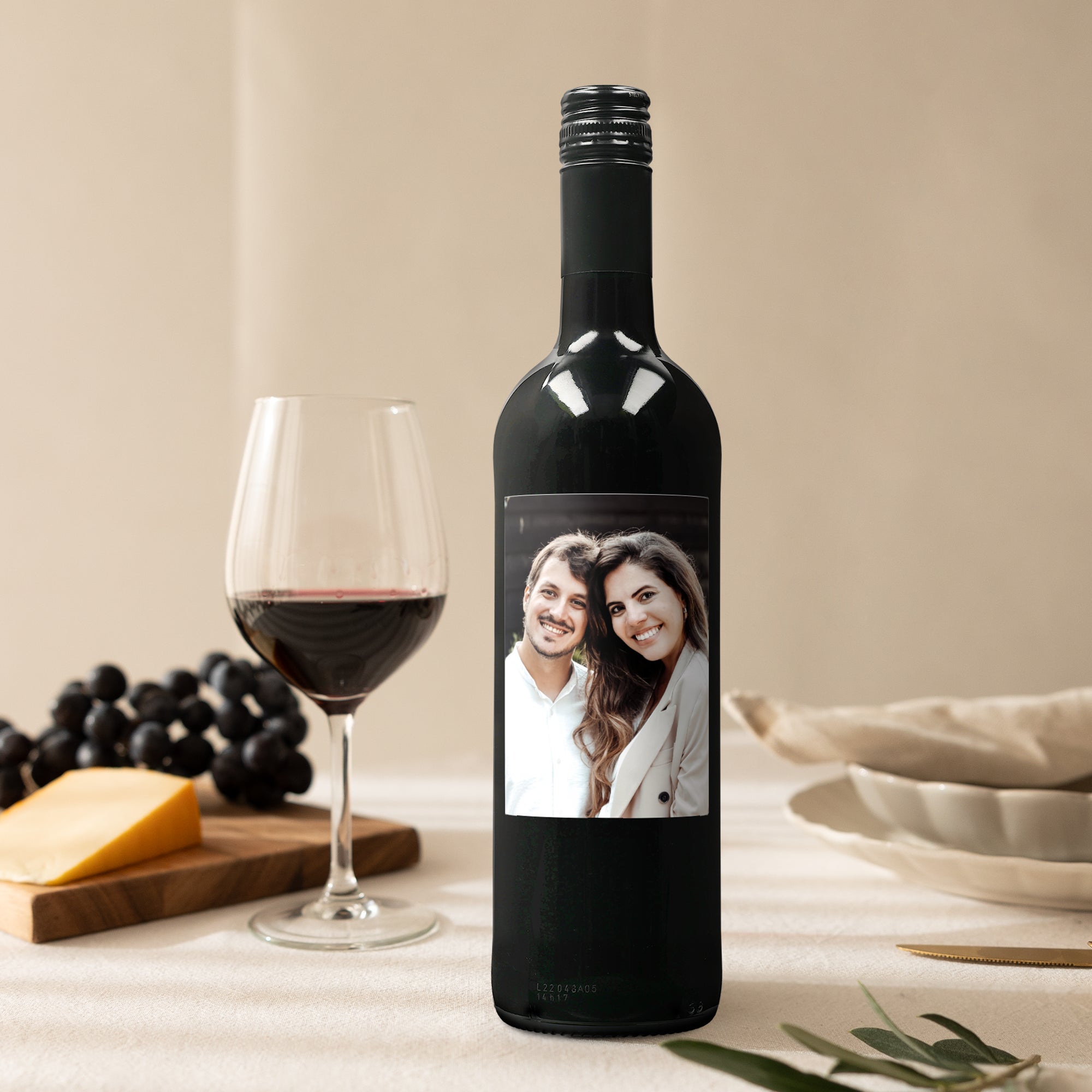 Wine with personalised label - Belvy - Red