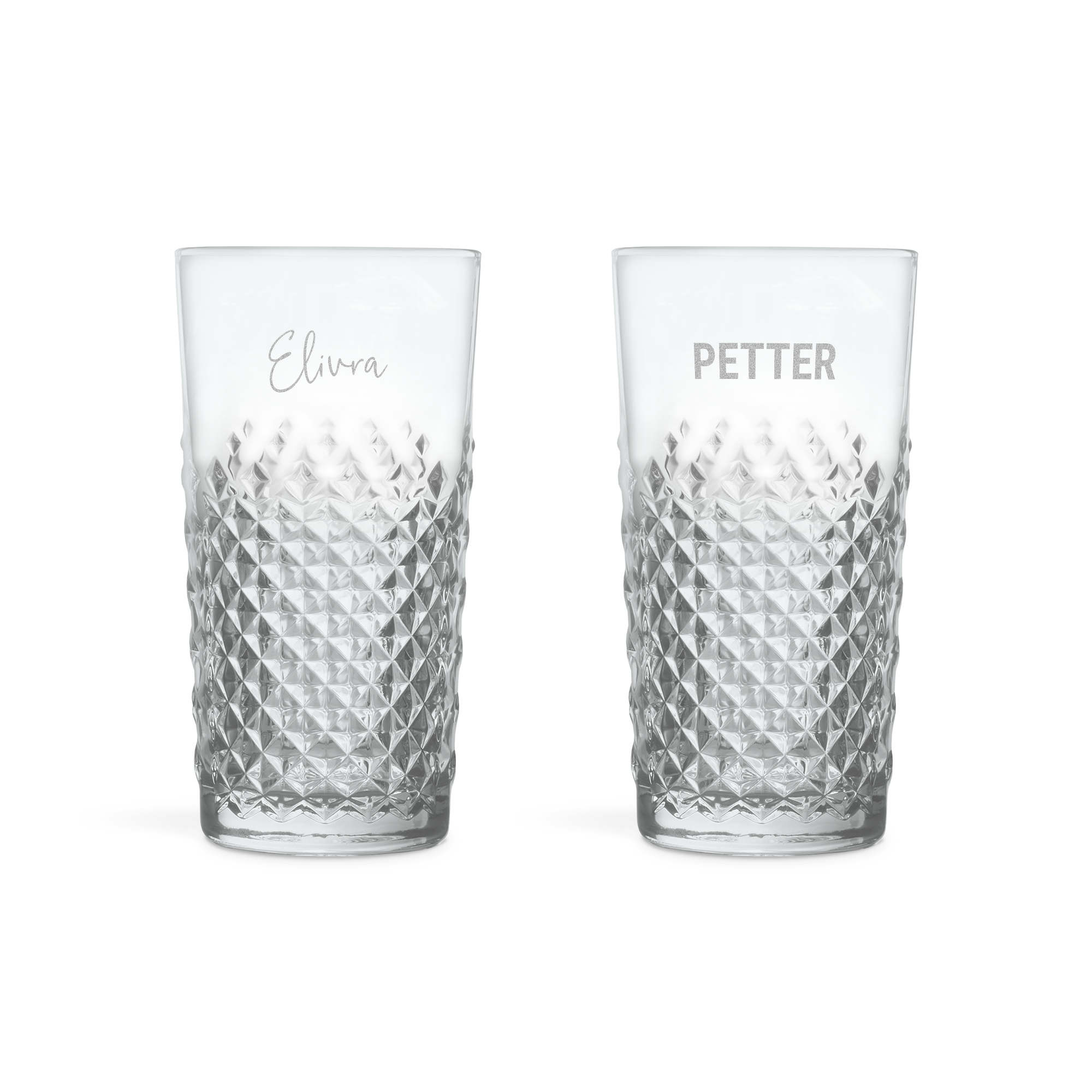 Två personligt graverade mojitoglas med namnen Elivra och Petter