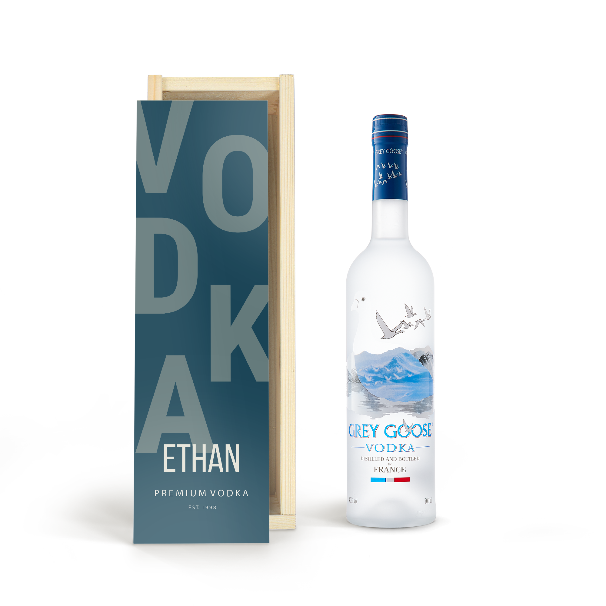 Egyedi szürke liba vodka személyre szabott, Ethan névre szóló vésett fadobozban