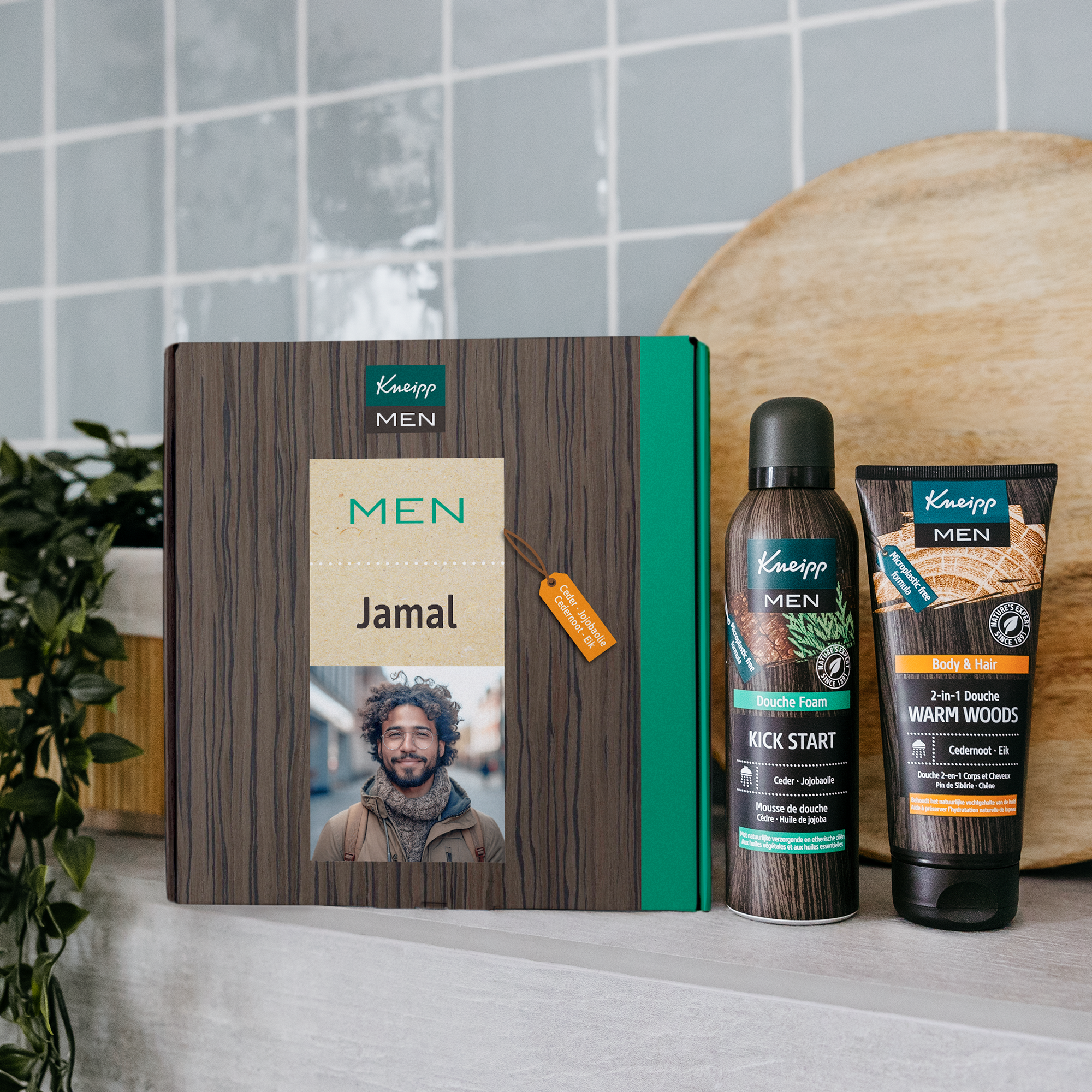 Coffret cadeau Kneipp pour homme avec mousse et gel douche imprimé avec la photo et le nom Jamal