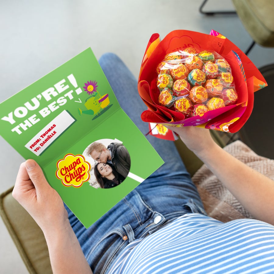 Buchet Chupa Chups cu felicitare personalizată Buchet Chupa Chups cu felicitare personalizată