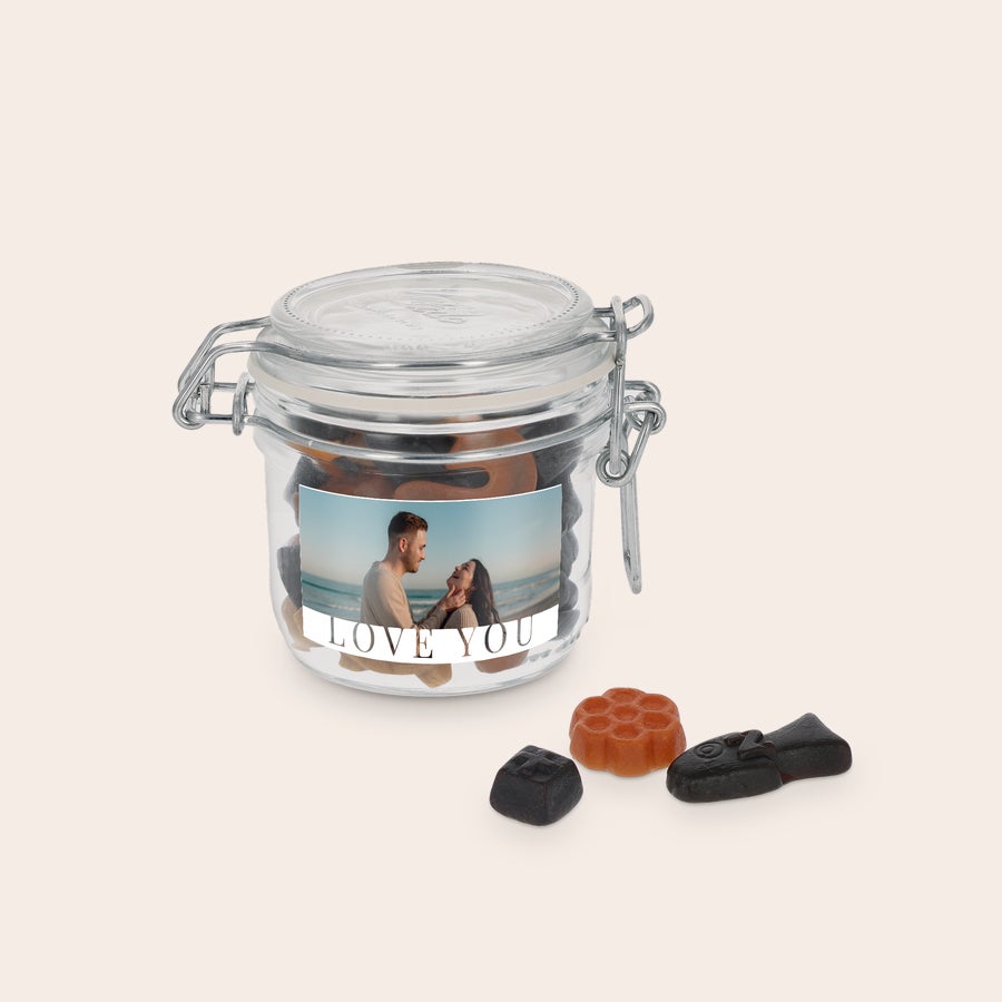 Frasco de doces personalizado Pote de doce personalizado com mistura de alcaçuz, com foto de casal e texto "Love You" impresso