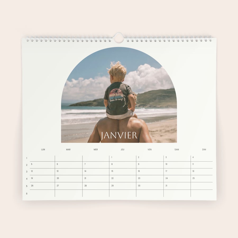 Calendrier personnalisé 2026 Calendrier personnalisé 2026 avec photo imprimée de père et fils à la plage pour le mois de janvier