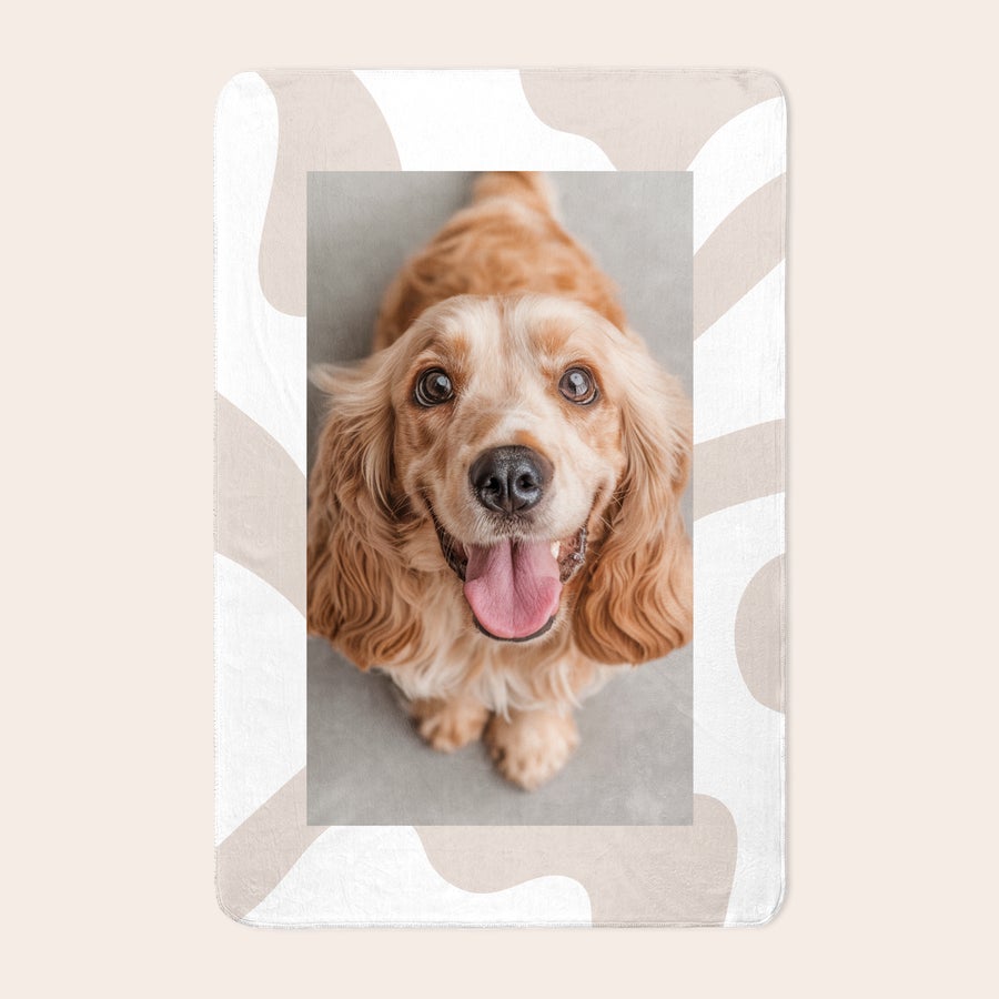 Personlig fleecefilt med foto  - Djur - 100 x 150 Fleecefilt med tryck av en glad hund, anpassningsbar med egna foton och design