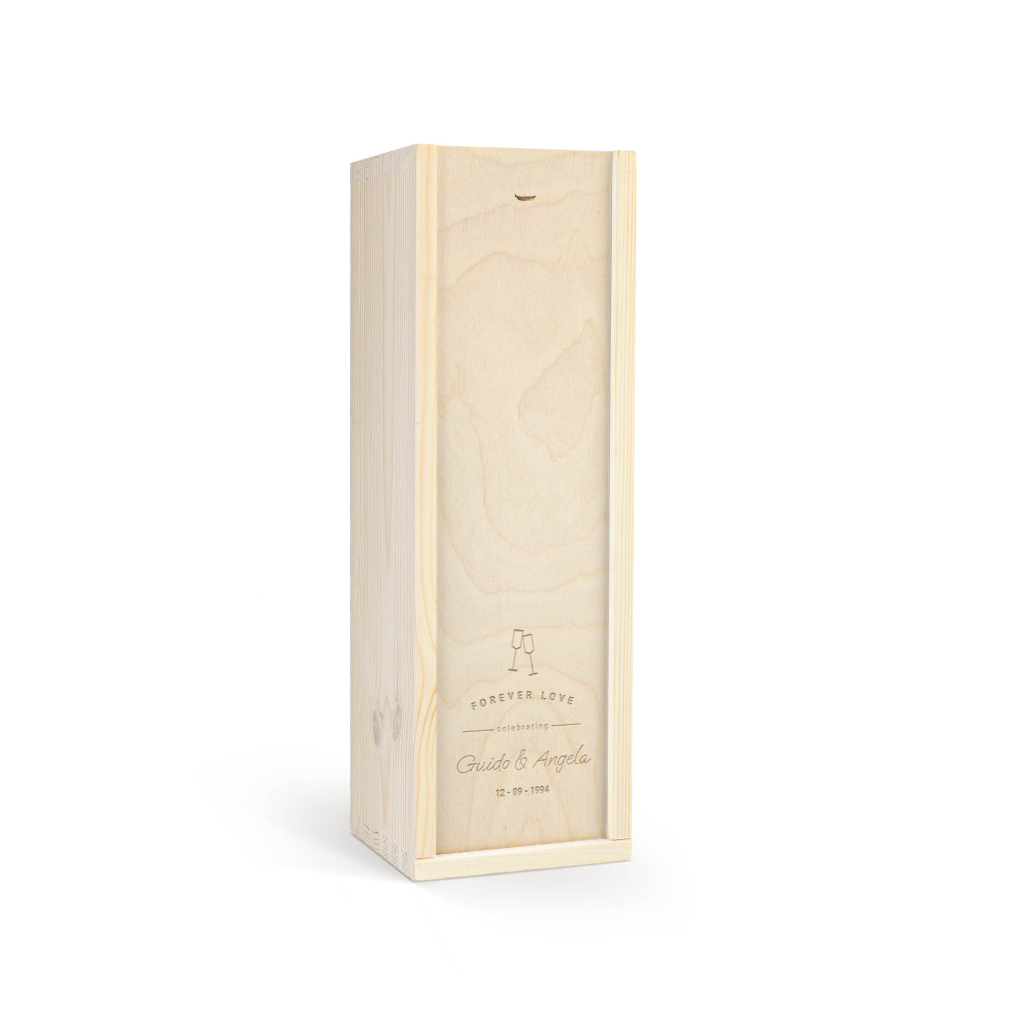 Eine edle Weinkiste mit persönlicher Gravur Forever Love Guido & Angela und Datum 12-09-1994