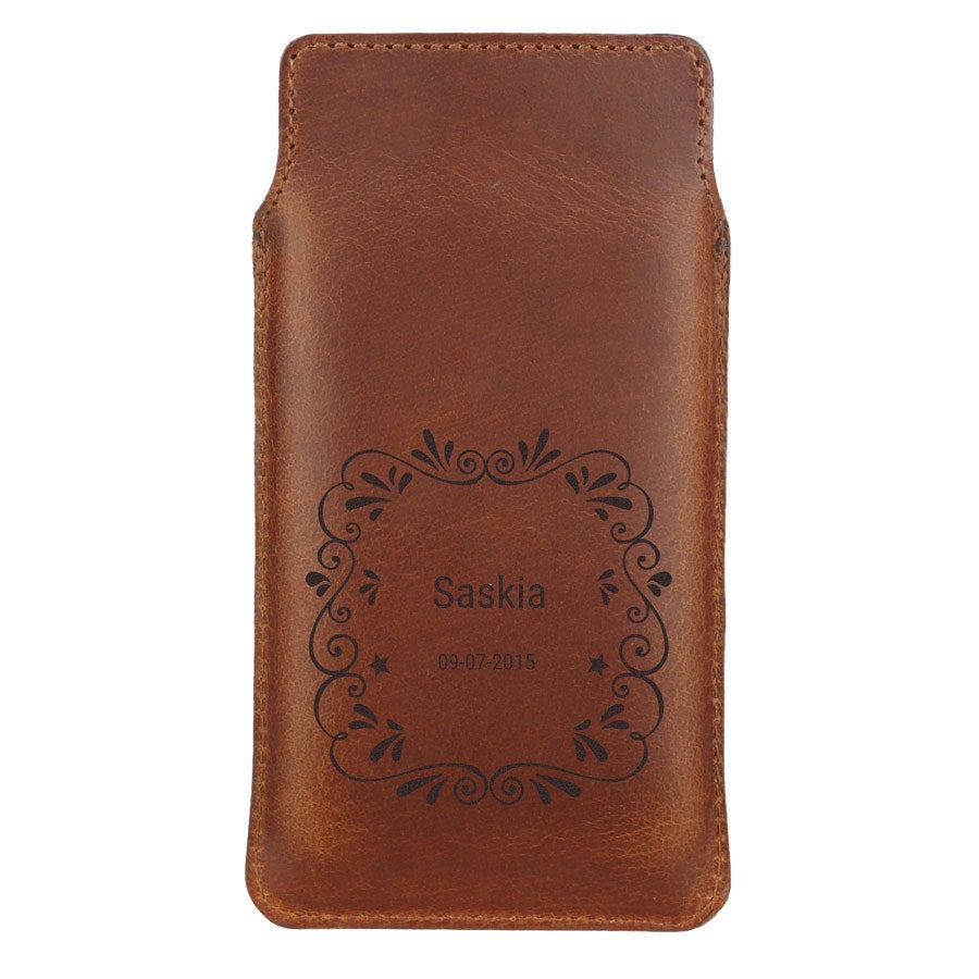 Leren telefoonhoesje met naam en/of tekst - XL Leren telefoonhoesje met naam en/of tekst - XL