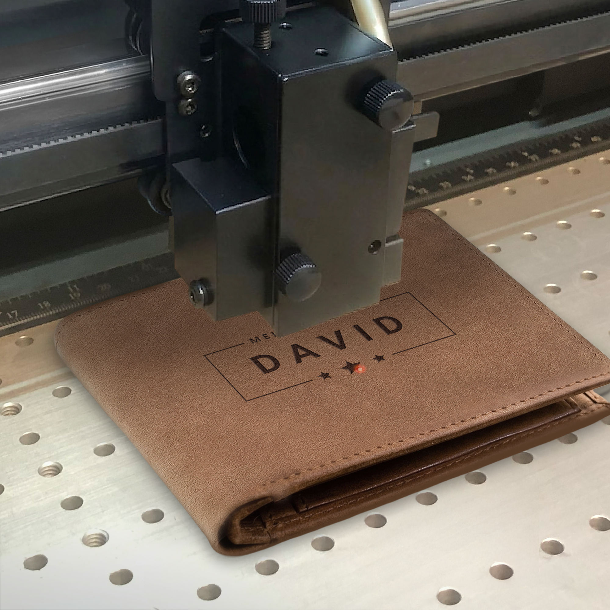 Coffret cadeau avec ceinture et portefeuille gravé - Marron