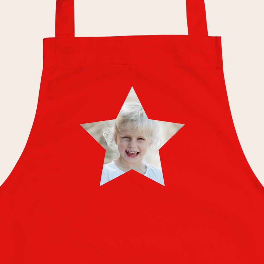 Grembiule per bambini Grembiule per bambini rosso personalizzato con foto di una bambina sorridente stampata a forma di stella come regalo