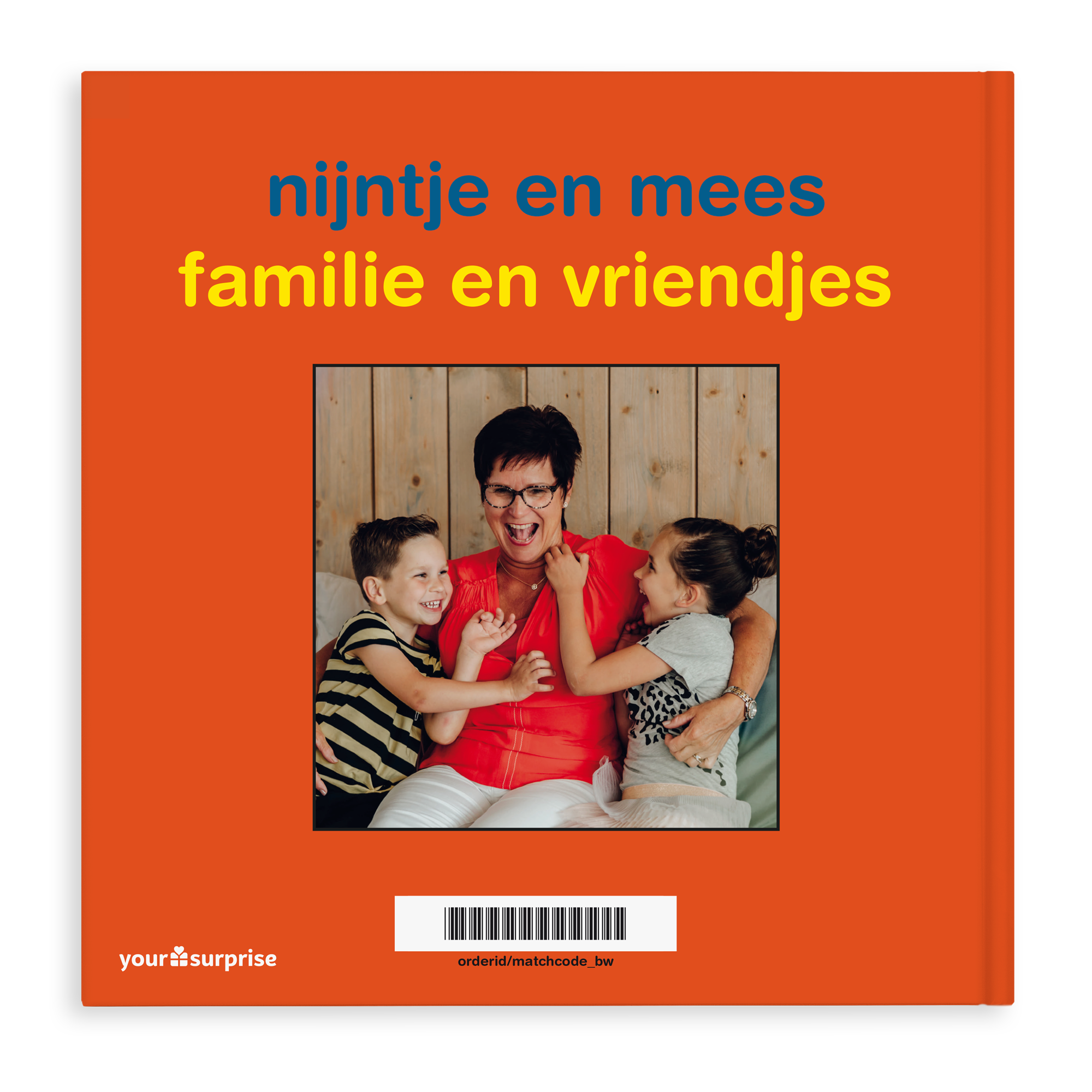 nijntje fotoboek gepersonaliseerd met een eigen omslagfoto en tekst nijntje en mees familie en vriendjes
