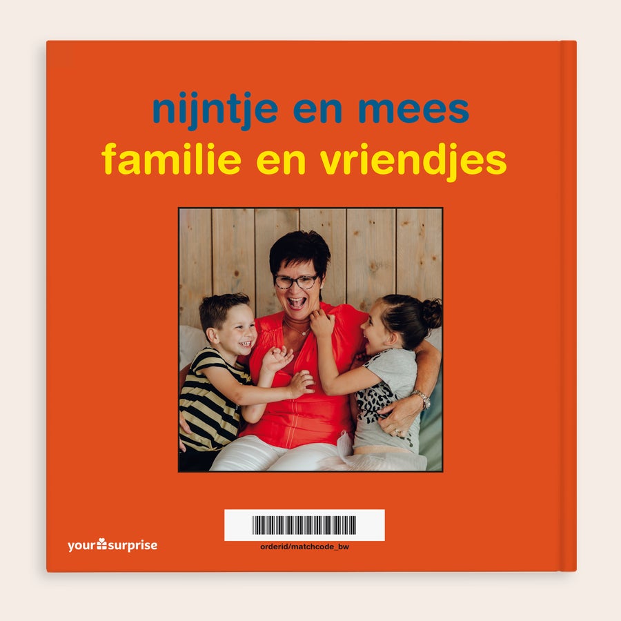 nijntje fotoboek met naam - familie en vriendjes nijntje fotoboek gepersonaliseerd met een eigen omslagfoto en tekst nijntje en mees familie en vriendjes