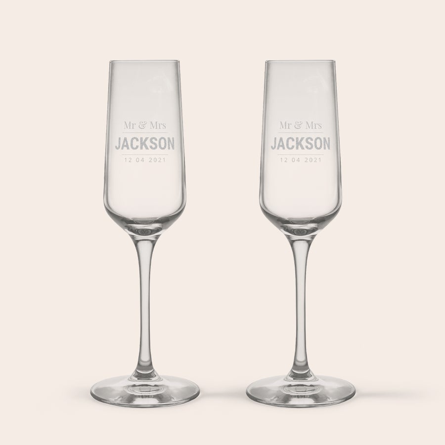 Glass - Champagne Par de taças de champanhe de cristal personalizadas, gravadas com o nome Jackson e a data 12 04 2021