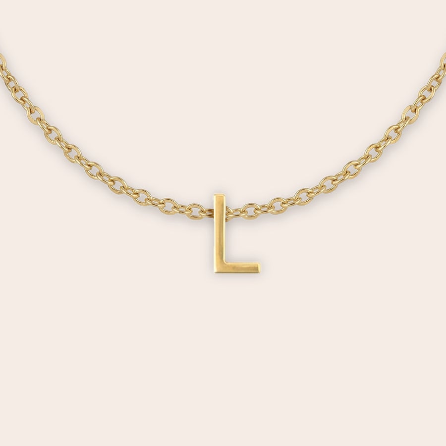 Collana con lettera Collana con lettera