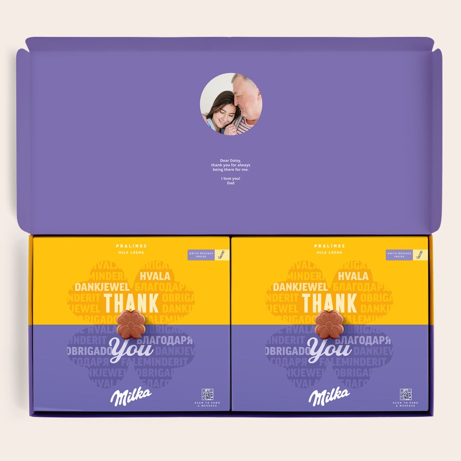 Milka Praliné Köszönöm Egy nyitott személyre szabott mondás Milka ajándékdoboz tele pralinével, egyedi képpel és köszönöm üzenettel.