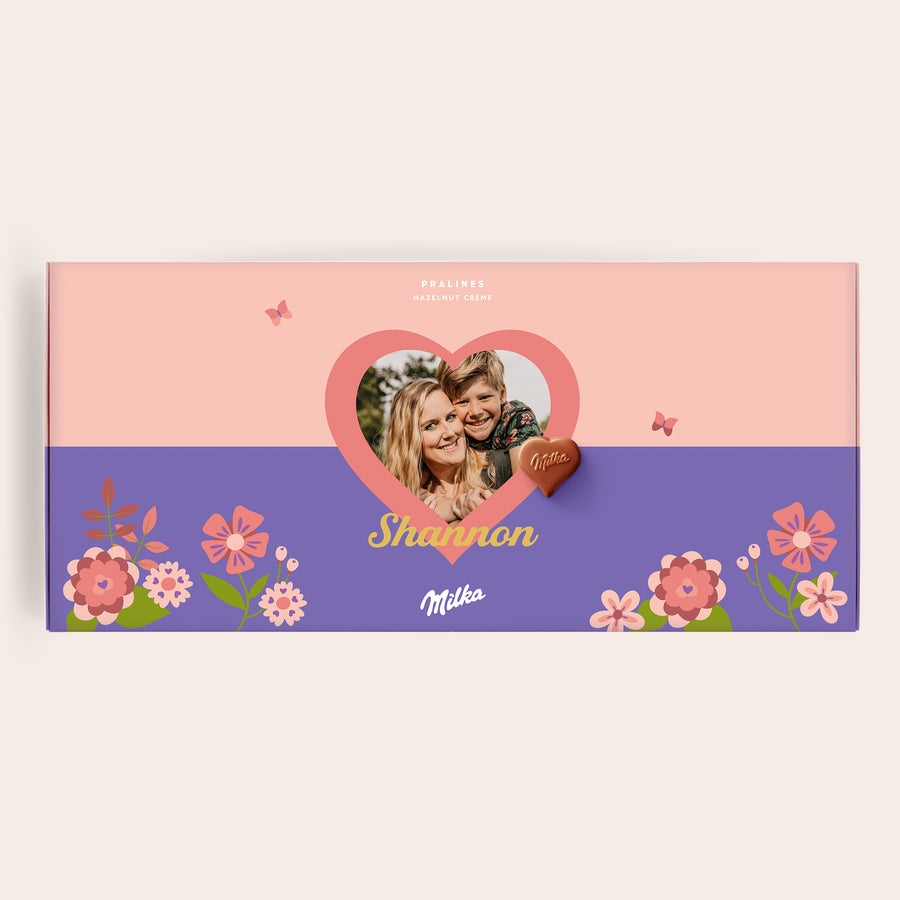 Pralinés de Milka Día de la madre Caja regalo personalizada de chocolate Dilo con Milka con foto de una mamá y su hijo, el nombre Shannon y bombones.