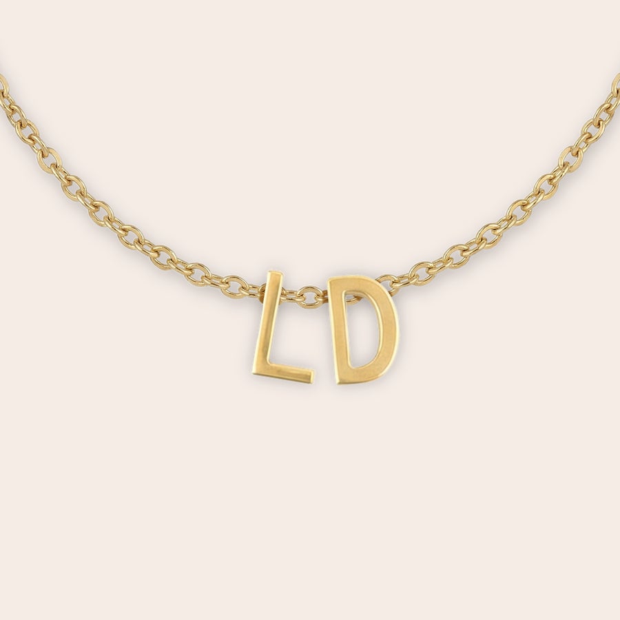 Collar con letras Collar con letras