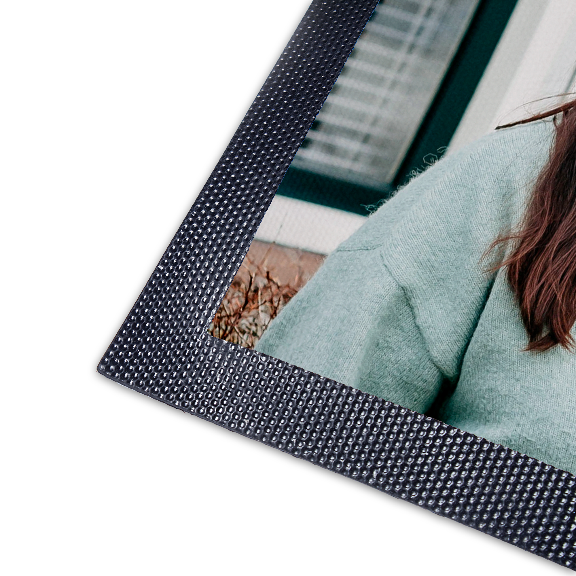 Sort glidebrytende matte med et trykt personlig foto av en kvinne med brunt hår, en overraskelse gave