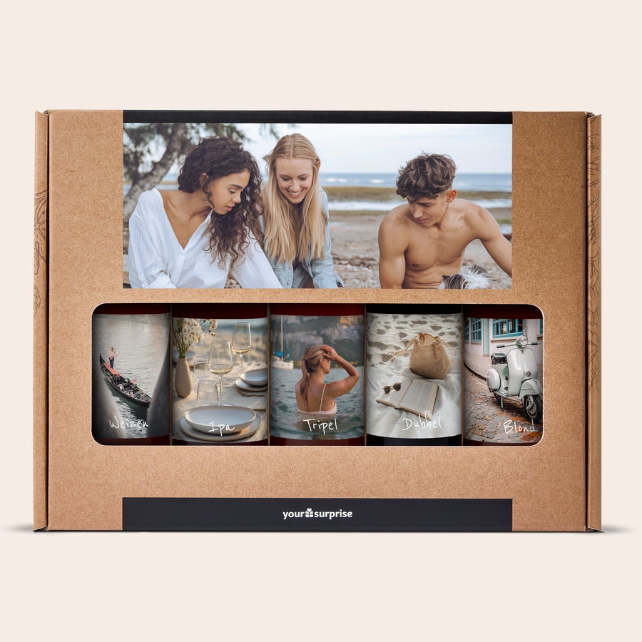 Din personliggjorte ølsamling Personlig ølsamling til ølelsker i gaveæske, med eget foto printet på etiketter og æske.