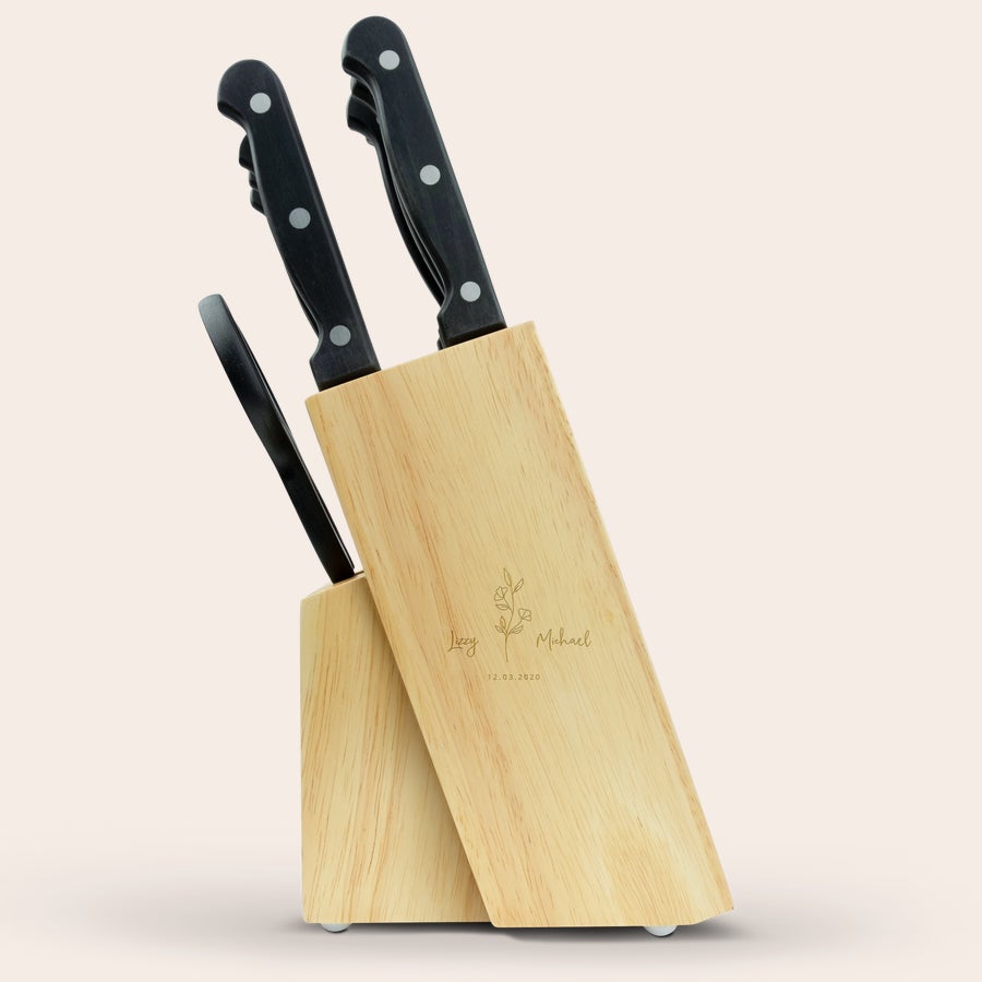 Ceppo Coltelli Personalizzato Portacoltelli in legno con coltelli da cucina in acciaio, inciso con nomi Lizzy e Michael e data 12.03.2020
