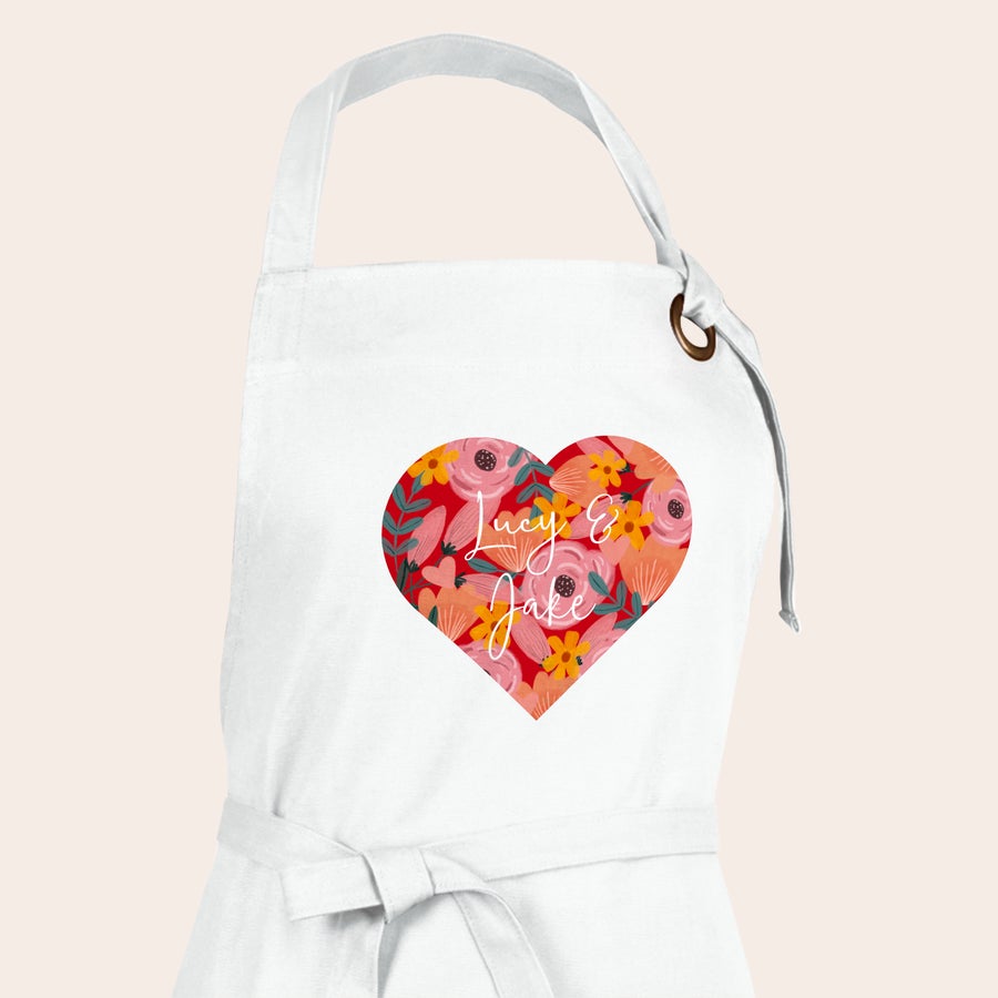 Grembiule Grembiule da cucina bianco personalizzabile con stampa a cuore floreale e nomi Lucy e Jake