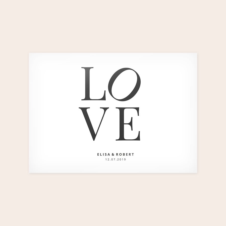 Poster met foto Persoonlijke poster met de tekst 'LOVE' en de namen 'ELISA & ROBERT' en datum '12.07.2019', geprint.