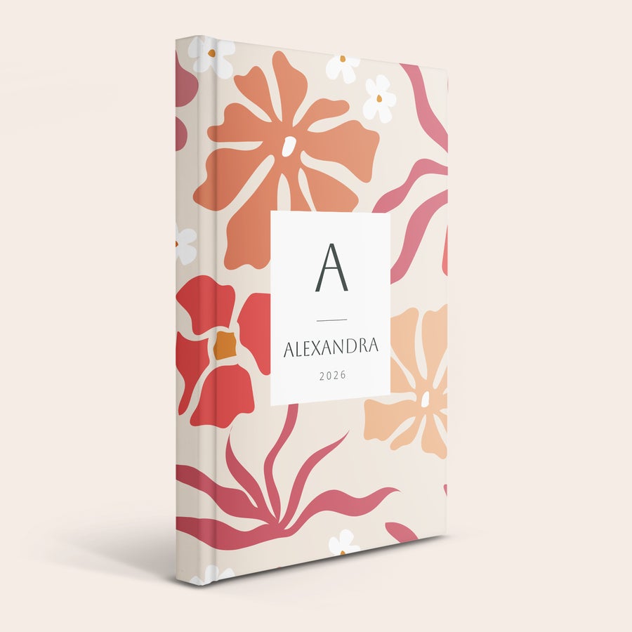 Taschenkalender selbst gestalten 2026 Selbst gestalteter Terminplaner mit Blumenmuster, personalisiert mit dem Namen Alexandra und 2026, bedruckt.