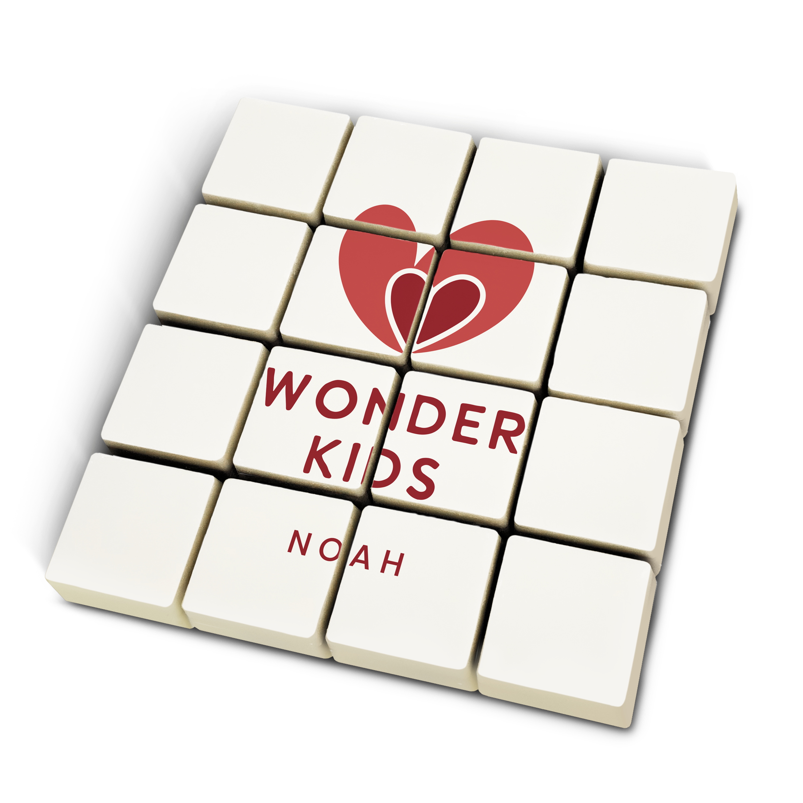 Czekoladowy telegram z 16 kostek, z grafiką serca i napisem "Wonder Kids Noah" wydrukowany z własnym zdjęciem