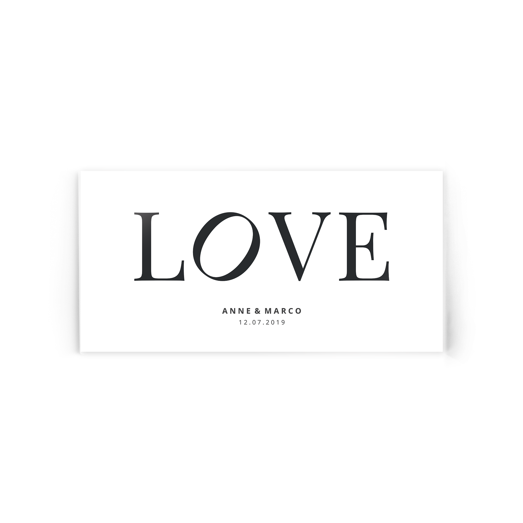 Foto auf Acrylglas mit Schriftzug "LOVE", Namen "ANNE & MARCO" und Datum "12.07.2019" bedruckt