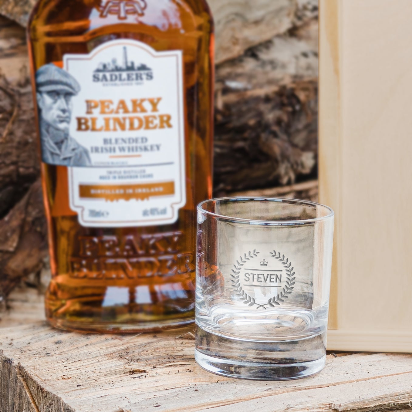 Peaky Blinders whiskeypakket met gegraveerd glas Peaky Blinders whiskeypakket met gegraveerd glas