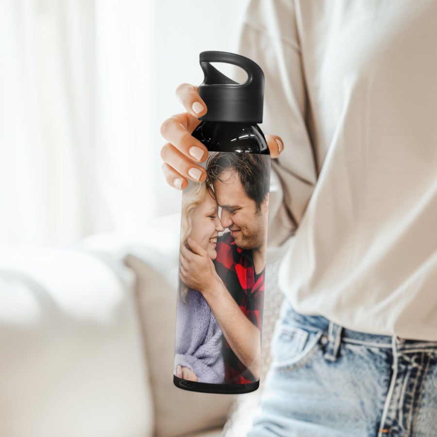 Trinkflasche bedrucken Personalisierte Wasserflasche mit Foto eines Paares, bedruckt mit deinem einzigartigen Design.
