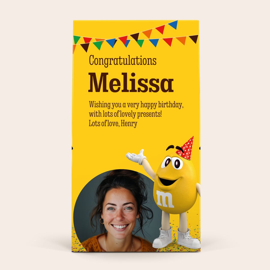 Caixa de oferta personalizada XL M&M's - 6 sacos (714 gramas) Caixa de presente de chocolate M&M's personalizada - 6 sacos (714 gramas) com foto e texto Melissa de parabéns.