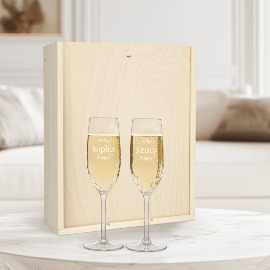 Confezione per Champagne Personalizzata con bicchieri da champagne Lussuosa confezione champagne in legno con bicchieri personalizzati incisi con nomi Sophie e Kenny