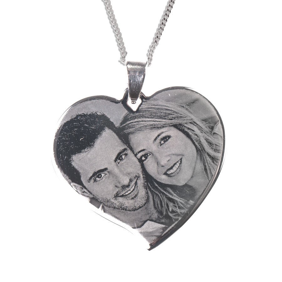 Personalised pendant - Heart - Stainless steel - Engraved Personalised pendant - Heart - Stainless steel - Engraved