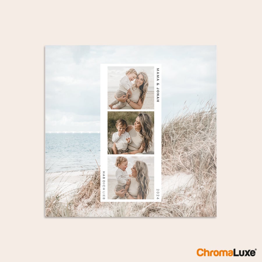Foto auf Alu Personalisierte Fototafel mit drei eigenen Fotos, dem Text "Mama & Jonah", "Hab dich lieb" und der Jahreszahl 2024