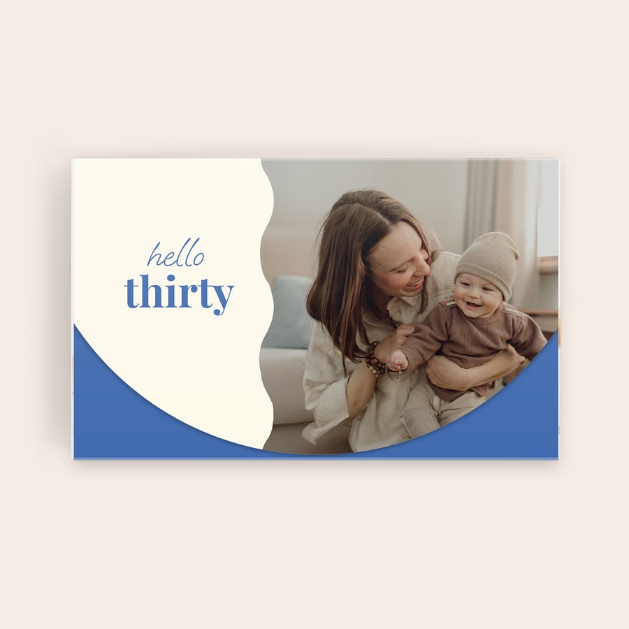 Praline Lindt Del Confettiere Scatola di cioccolatini personalizzata con praline classiche e foto di una mamma con il suo bambino, scritta "hello thirty"