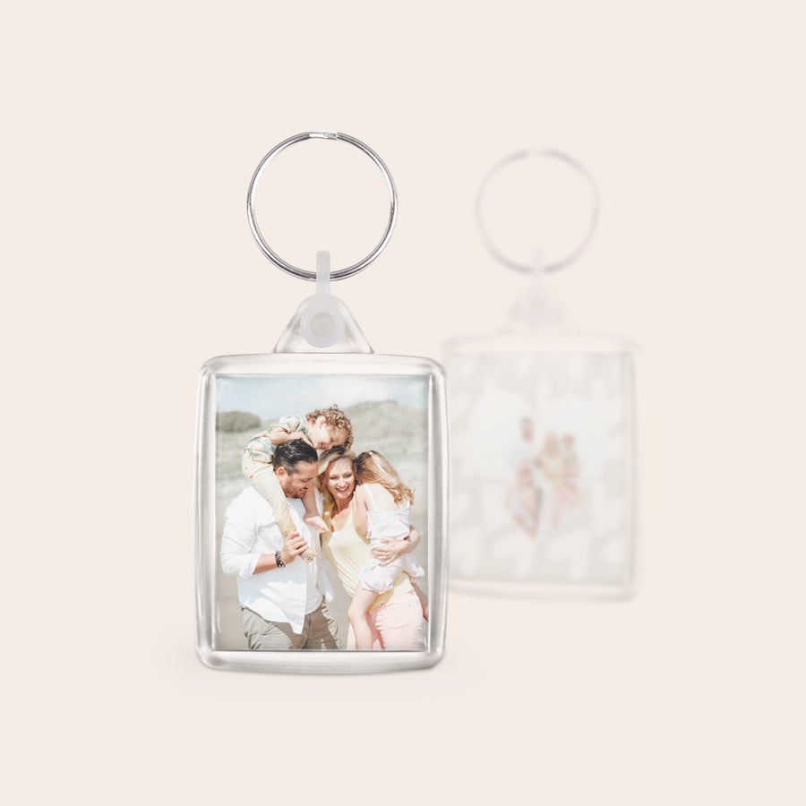 Portachiavi in Plastica Personalizzato Set di portachiavi personalizzati con stampa su entrambi i lati di una foto di famiglia su sfondo sfocato