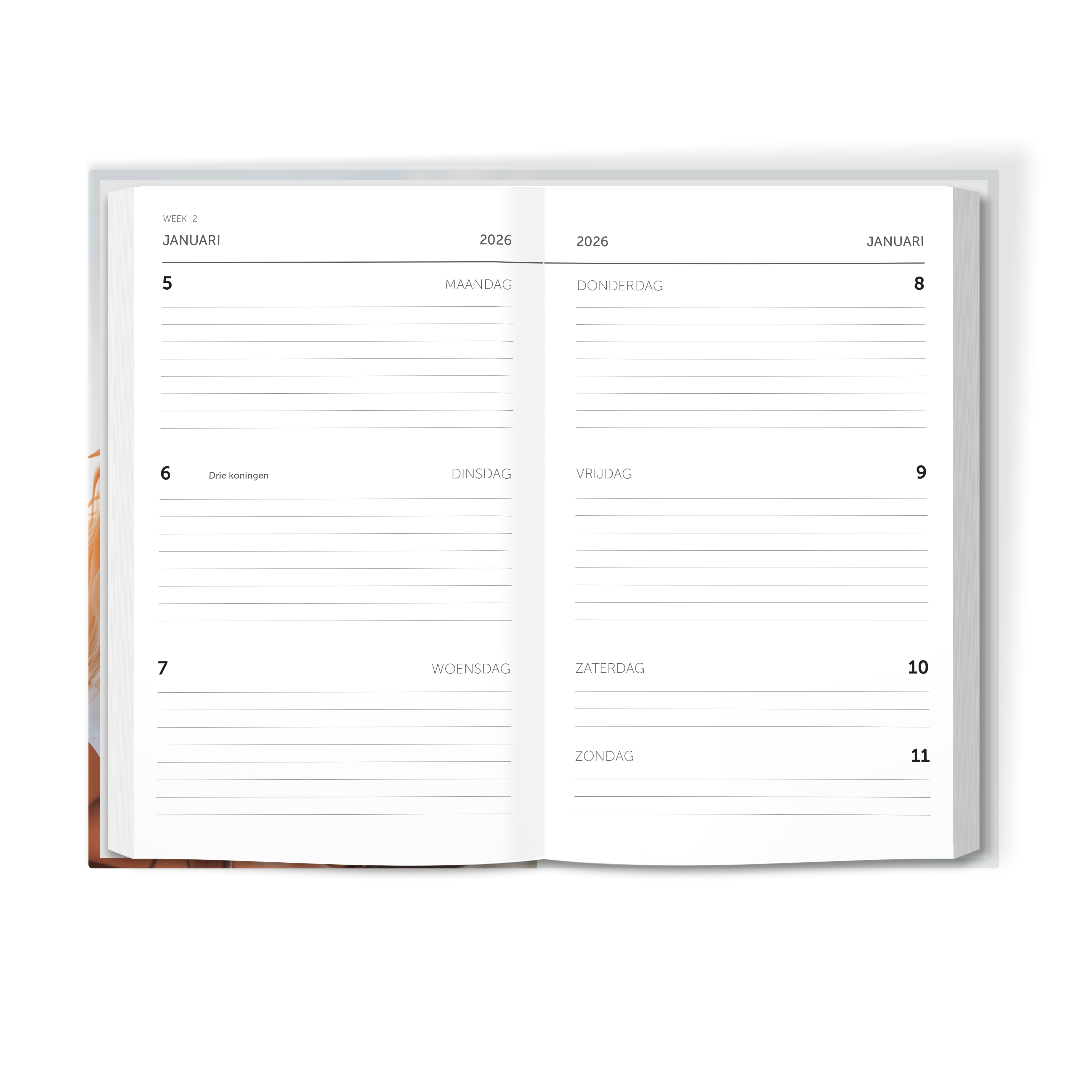Open, persoonlijke agenda voor 2026 bedrukt met een eigen ontwerp.