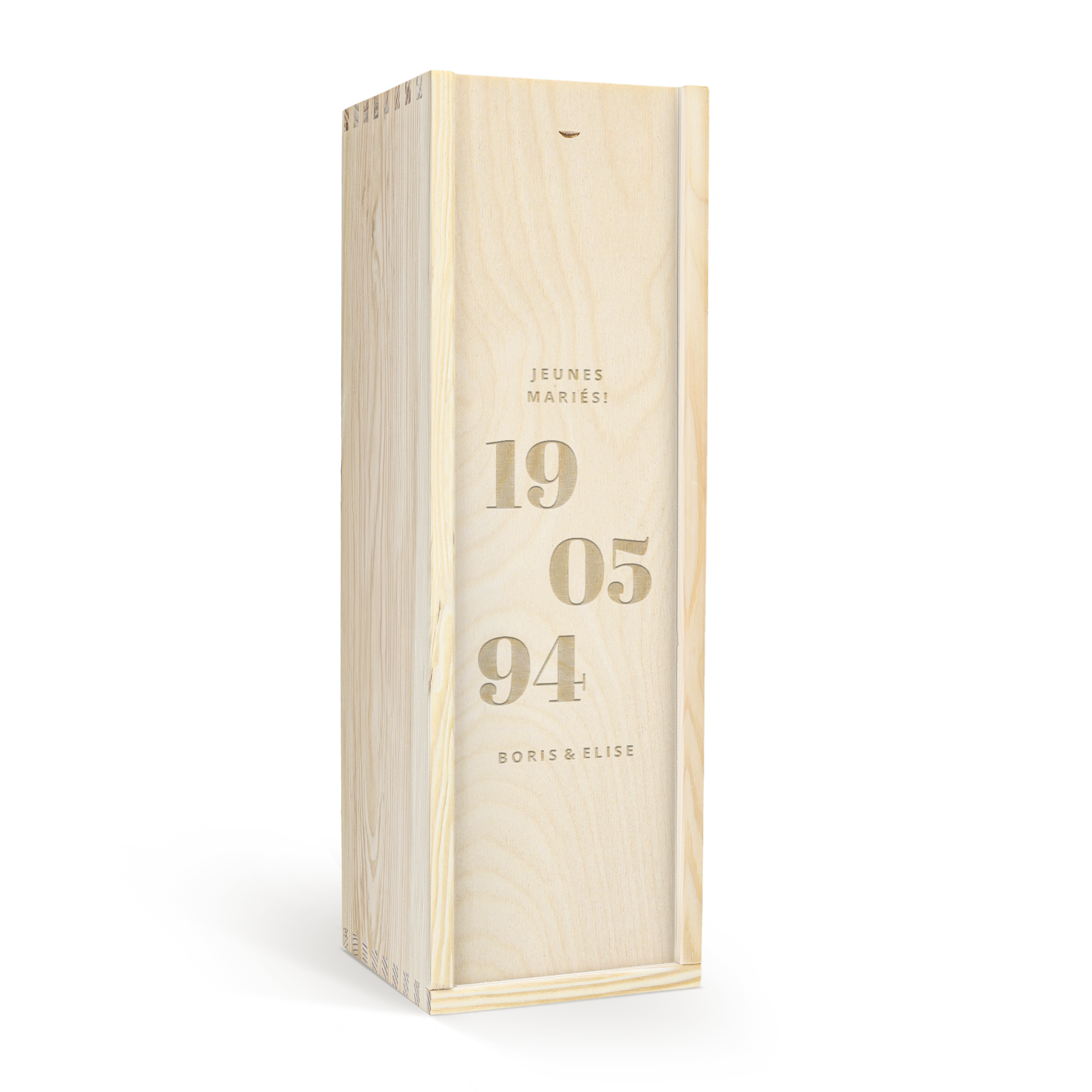 Bouteille de Moët & Chandon dans un coffret en bois personnalisé gravé avec Jeunes Mariés, la date 19-05-94 et les prénoms Boris & Elise.