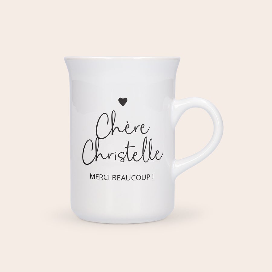 Tasse à thé personnalisée Tasse incurvée blanche personnalisée imprimée avec Chère Christelle et un cœur