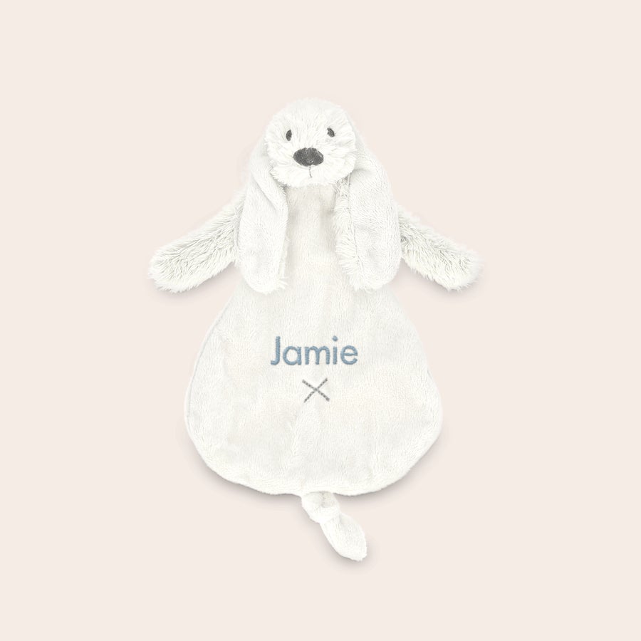 Iepure personalizat Richie baby tuttle Iepurașul de pluș Richie, moale, de culoare albă, cu numele Jamie brodat cu albastru deschis, un pluș cu nume ales de tine