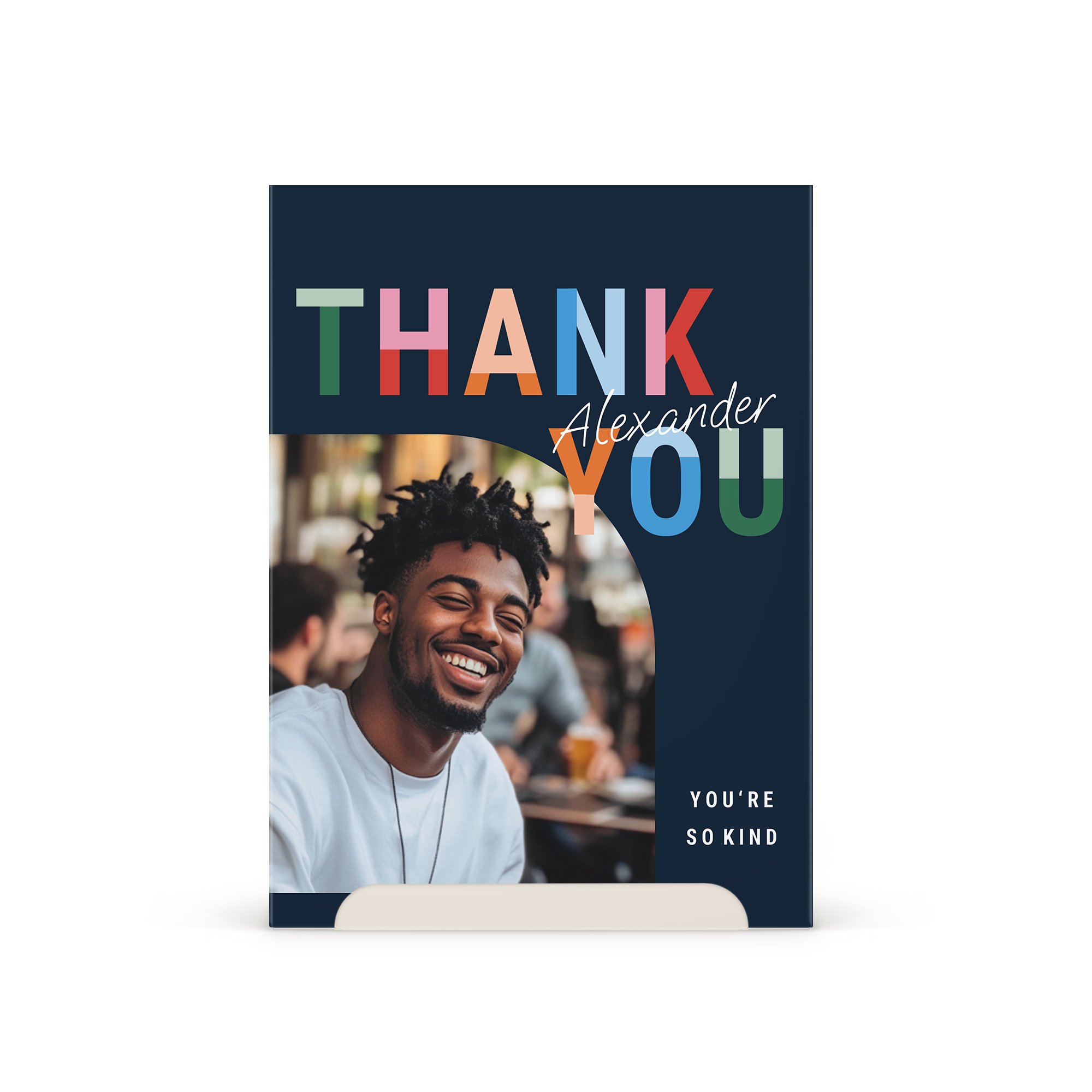 Persoonlijke giftbox met foto van lachende man, naam Alexander en bedankt tekst, geprint met jouw ontwerp.