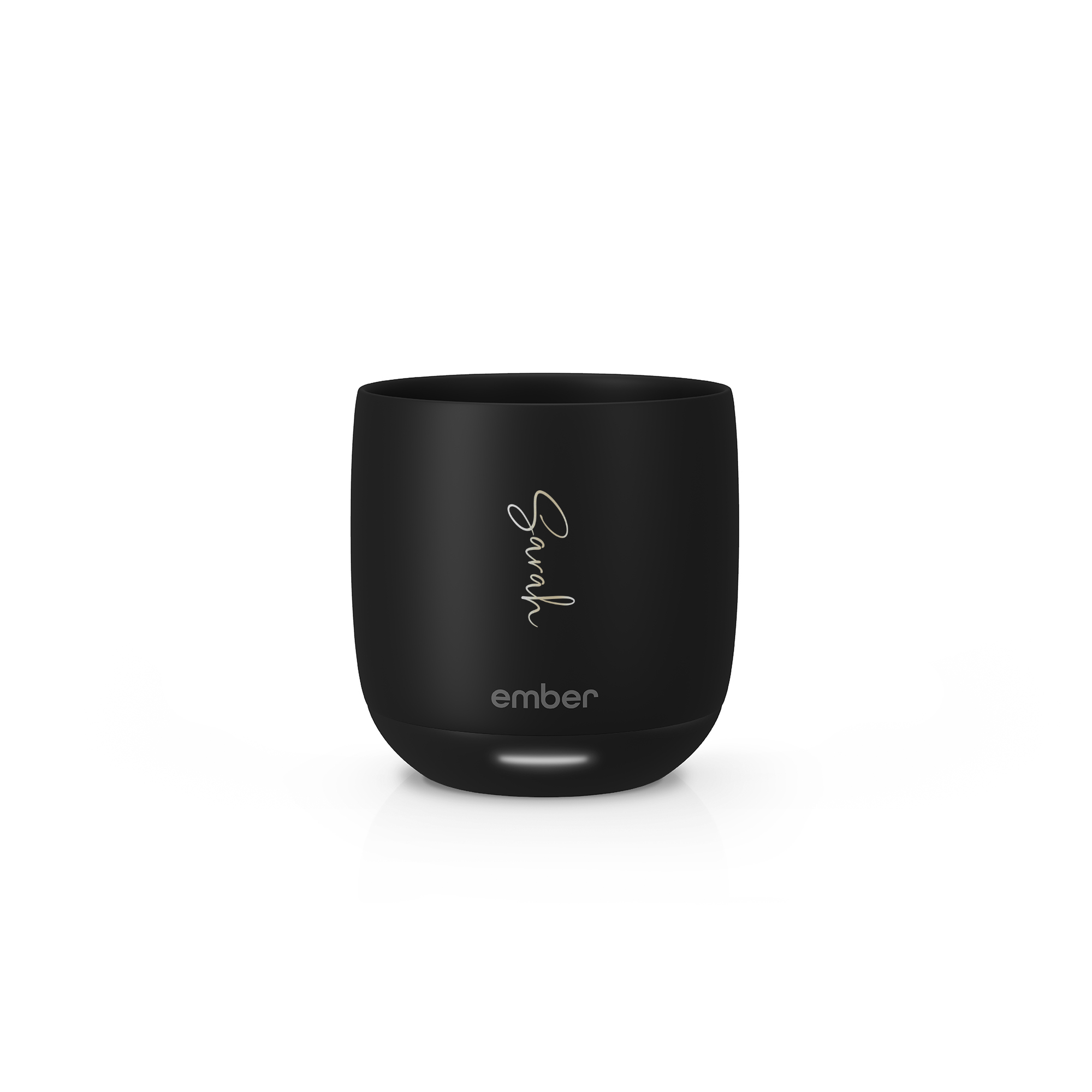 Ember Control Cup personalizzata nera con nome Sarah inciso al laser, per assaporare ogni sorso.
