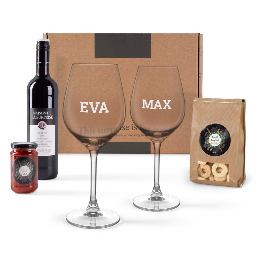 Coffret apéro personnalisé avec vin et en-cas Coffret apéro personnalisé avec vin et en-cas