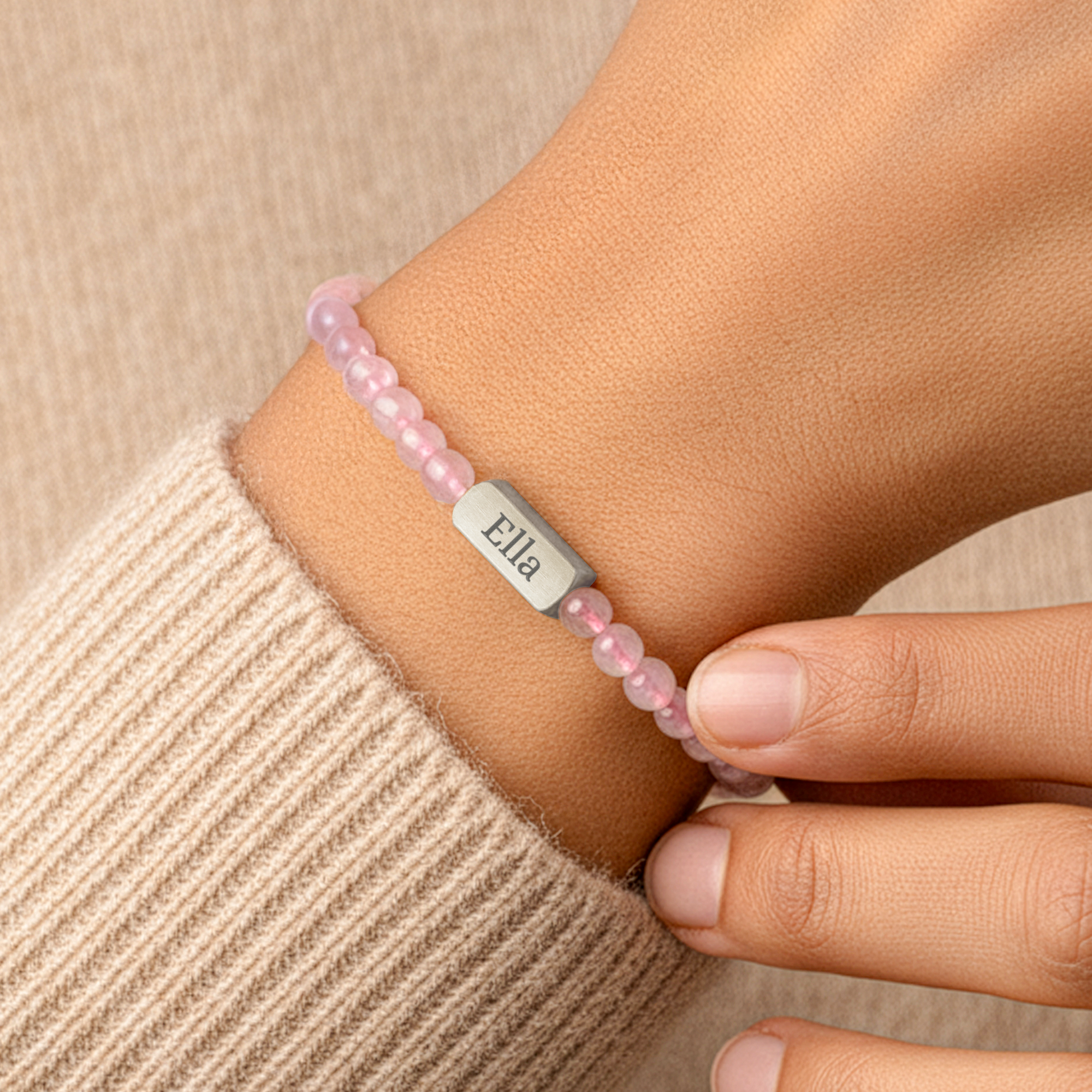 Rosenquarz-Armband mit Gravur