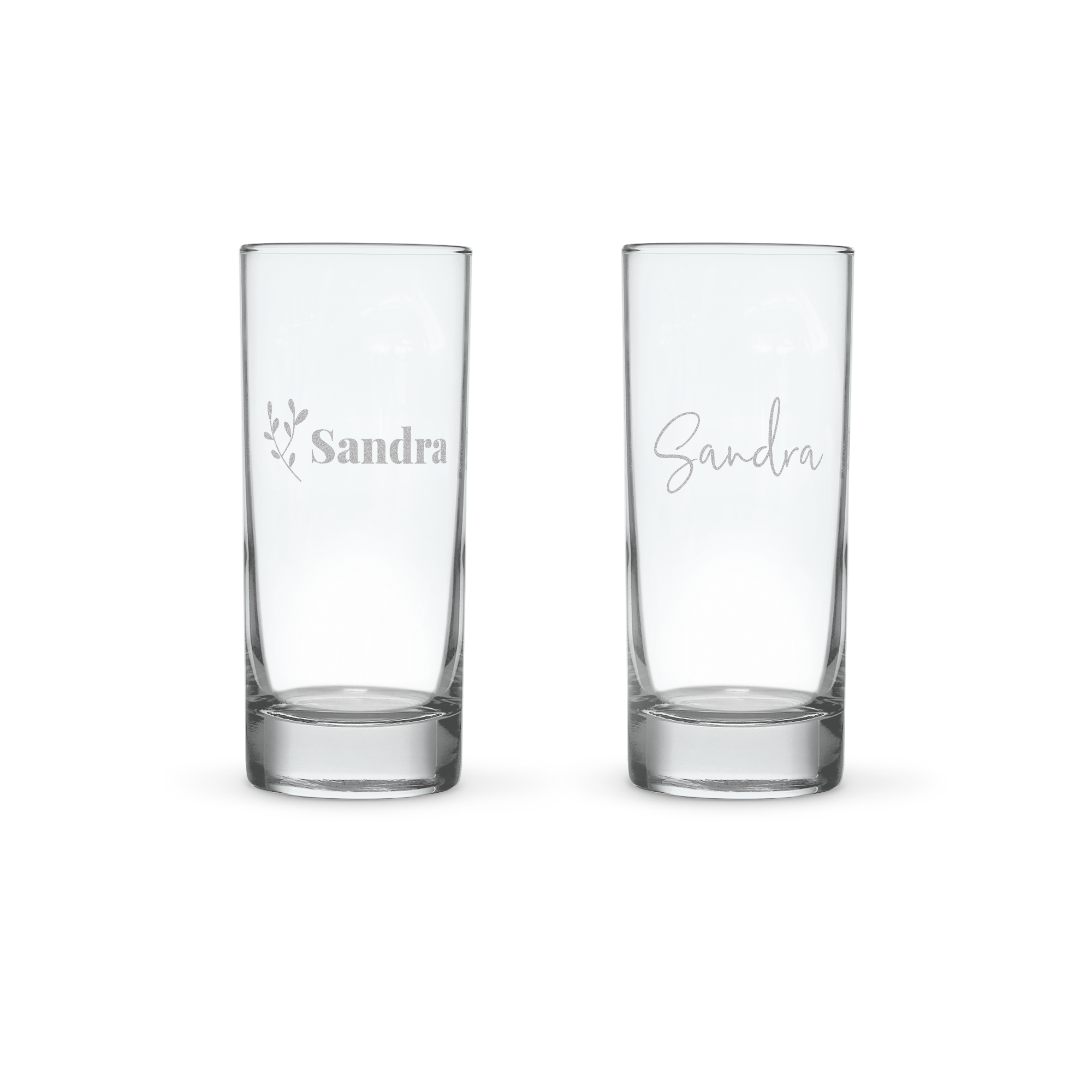 Highball glas med personlig gravering af navnet "Sandra" og bladdesign, perfekt til en du holder af.
