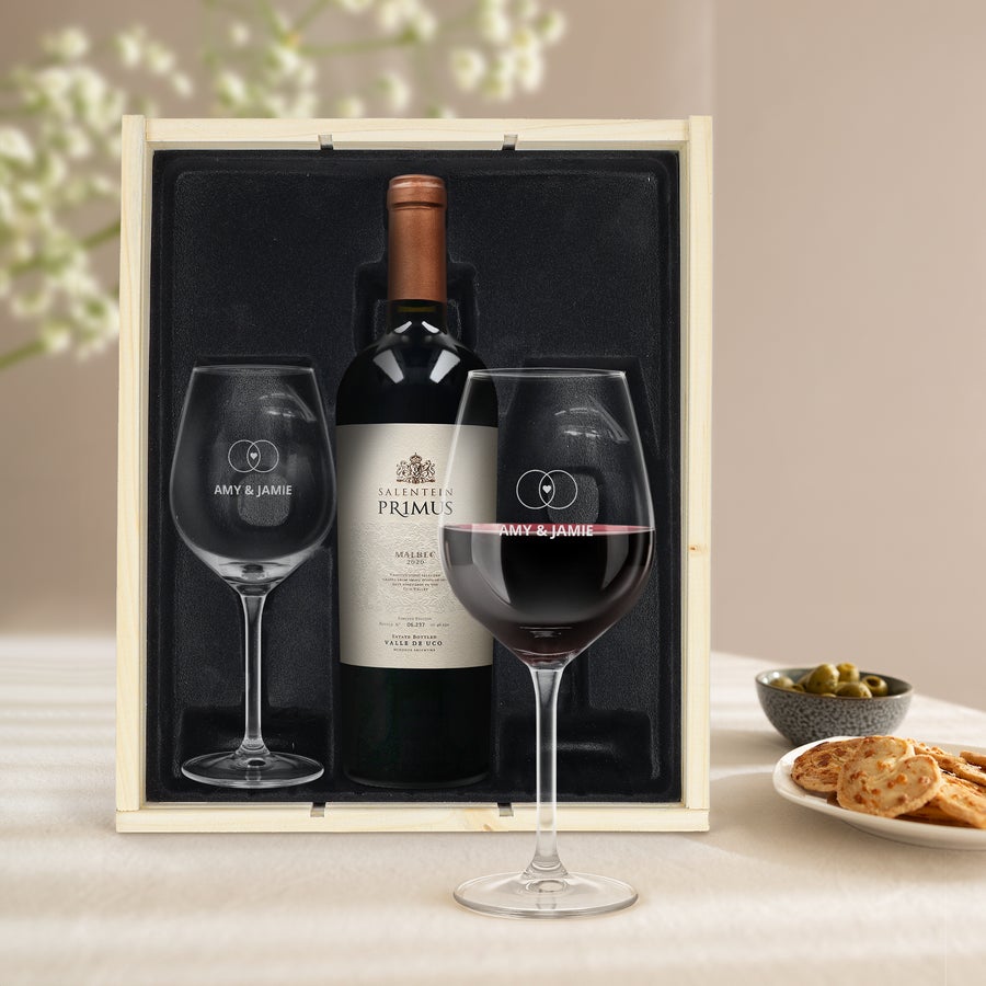 Personalised wine gift set - Salentein Primus Malbec – Engraved glasses Personalised wine gift set - Salentein Primus Malbec – Engraved glasses