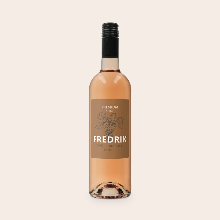 Personligt vin Belvy Rosé Personlig flaska rosévin med egen designad etikett som säger Fredrik 1997 Malmö En fin present