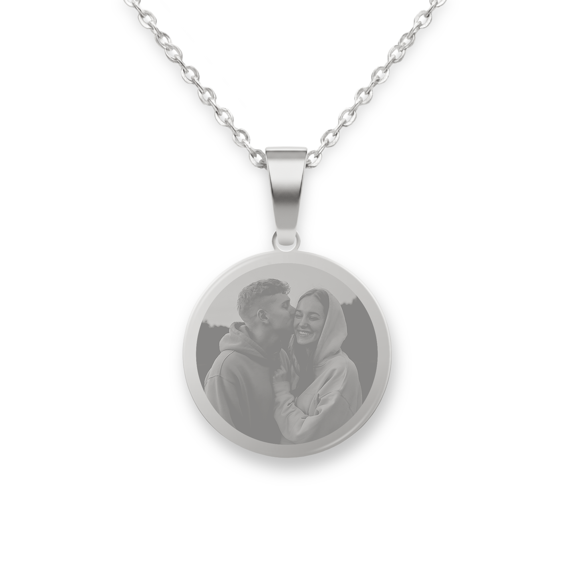 Collana con ciondolo rotondo