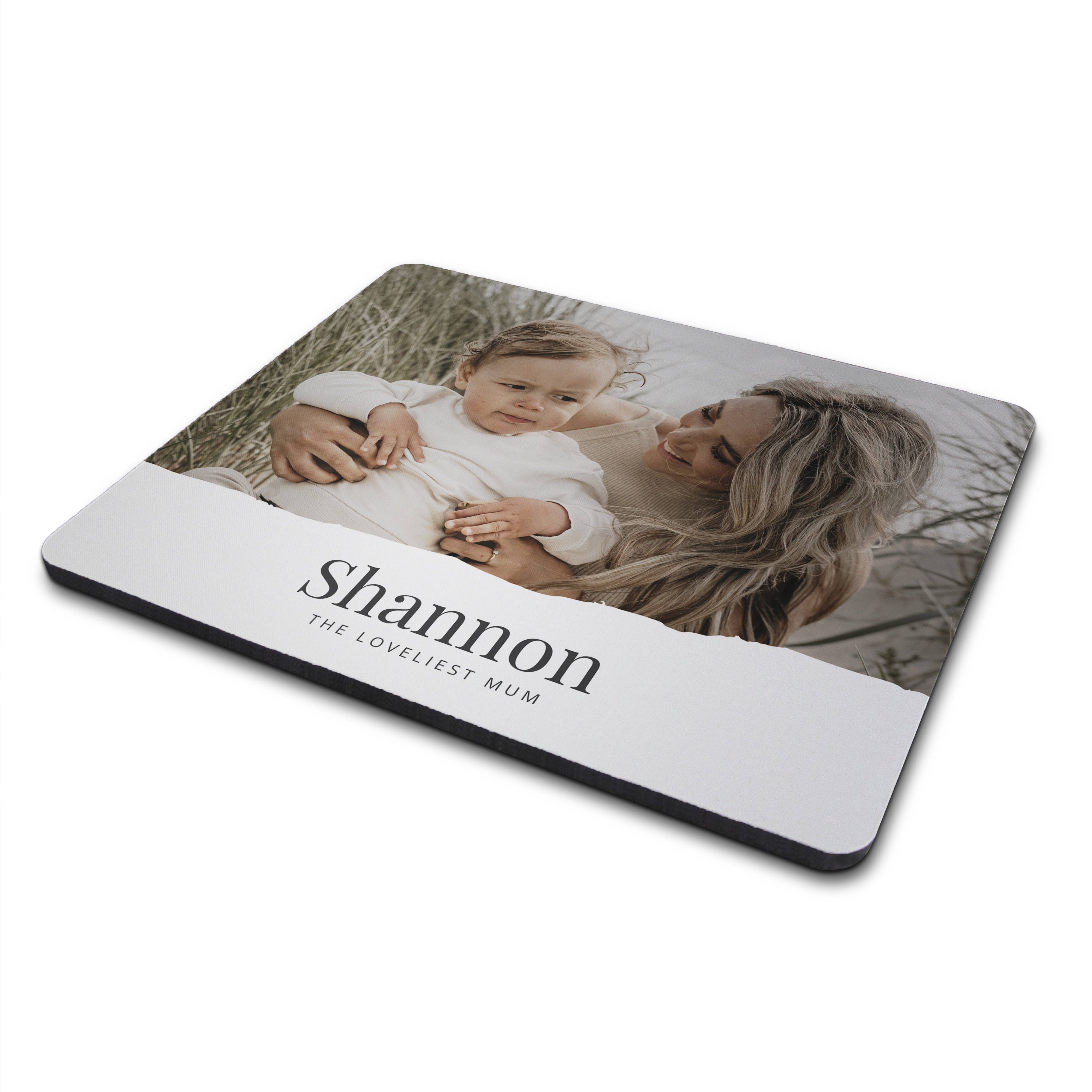 Tappetino mouse personalizzato con una foto stampata di mamma e figlio e il nome Shannon