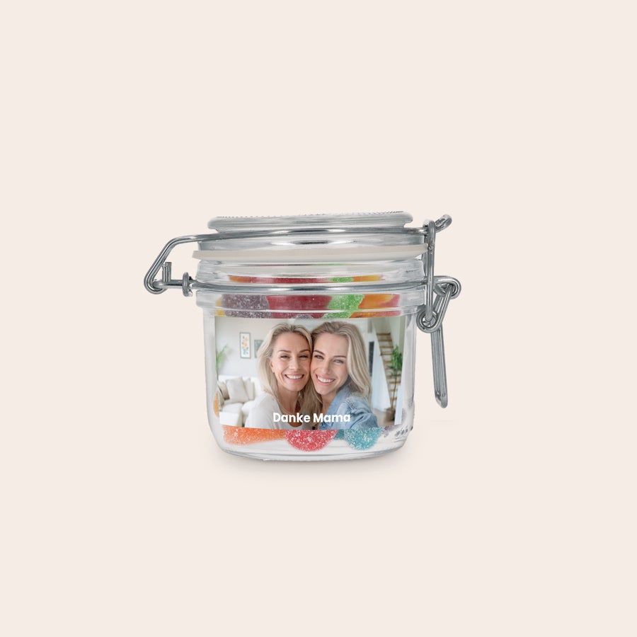 Personalisierte Bonbonglas Personalisiertes Bonbonglas mit sauren Stäbchen und gedrucktem Foto zweier Frauen, darunter der Text Danke Mama