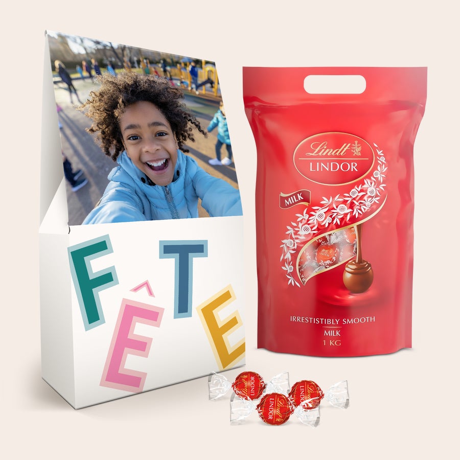 Boîte cadeau de 1 kg de chocolat Lindt Boîte cadeau de 1 kg de chocolat Lindt